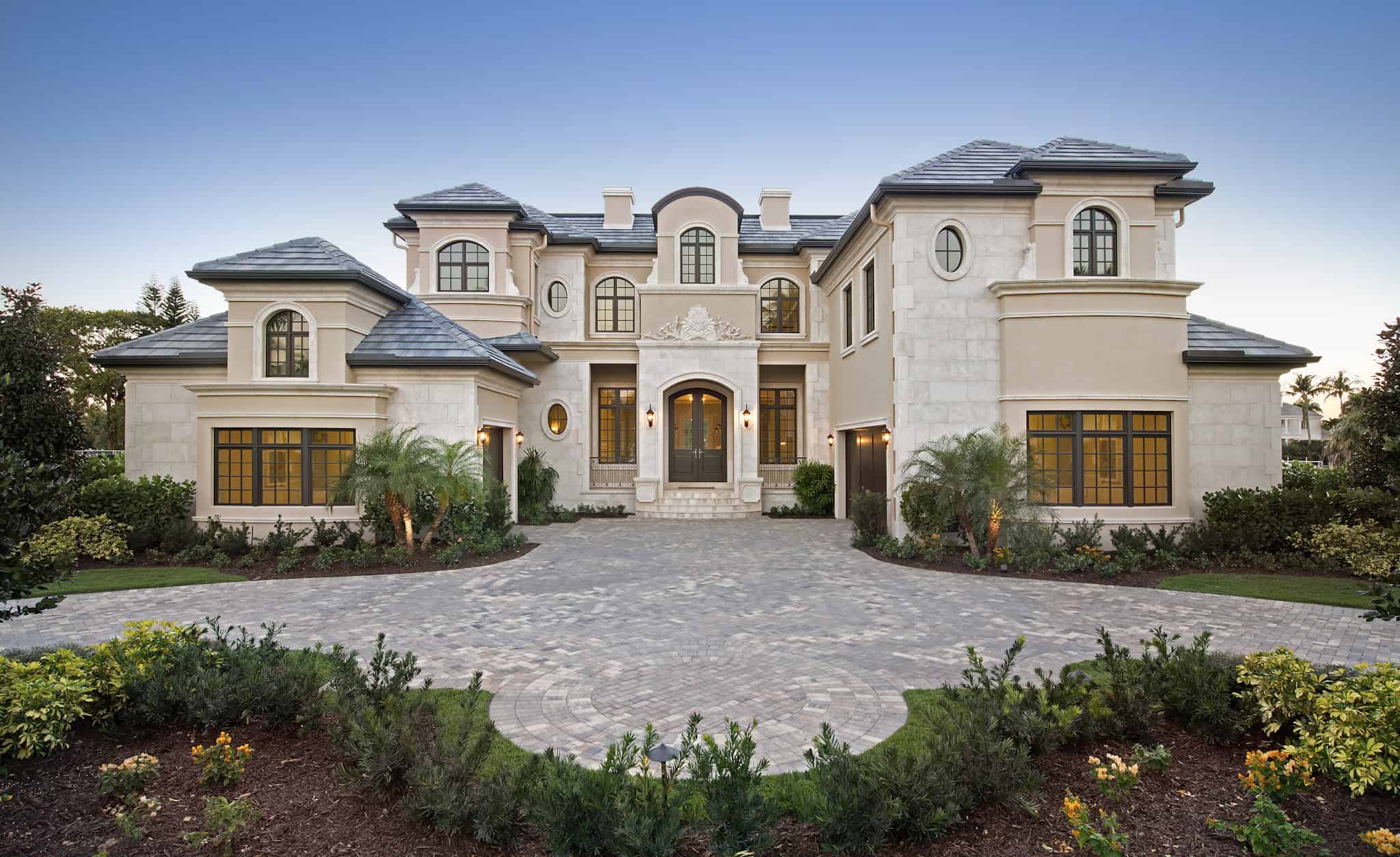 French House Plan - 5 Bedrms, 5.5 Baths - 8001 Sq Ft - #219-1018