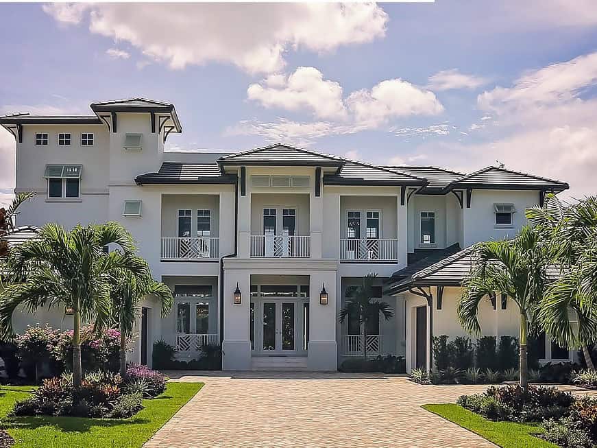 4-Bedroom, 5093 Sq Ft Transitional Home Plan - 219-1020 - Main Exterior