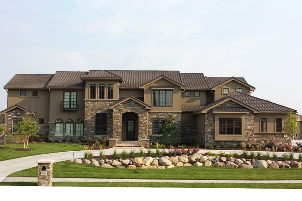 Front elevation of Mediterranean home (ThePlanCollection: House Plan #100-1288)