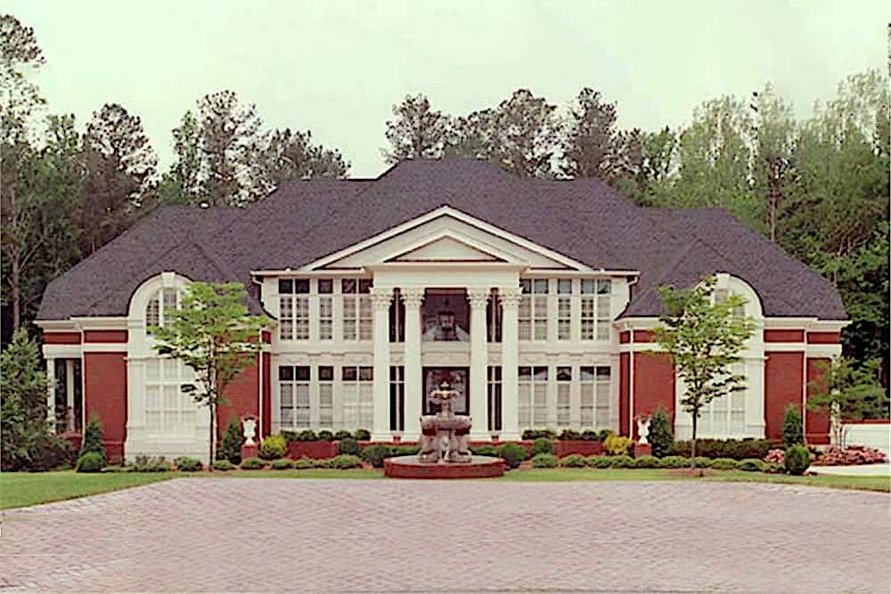 Colonial home plan (ThePlanCollection: House Plan #106-1223)