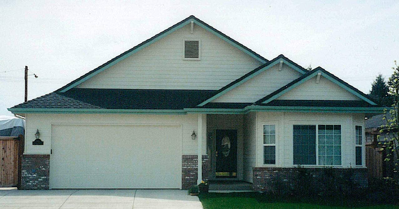 Ranch home (ThePlanCollection: Plan #108-1500)