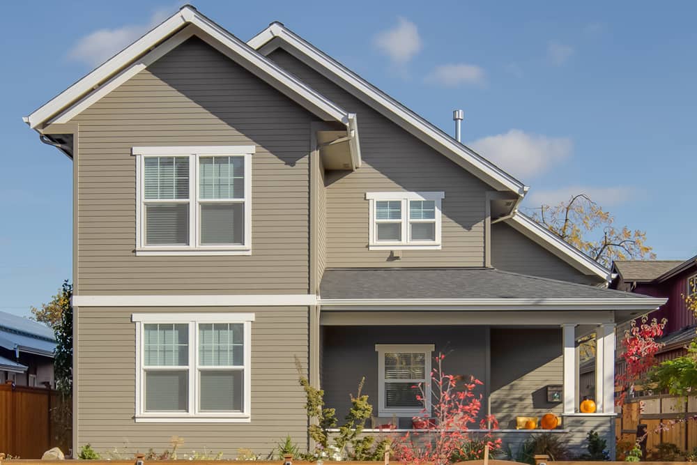 Front elevation of Country home (ThePlanCollection: House Plan #108-1833)