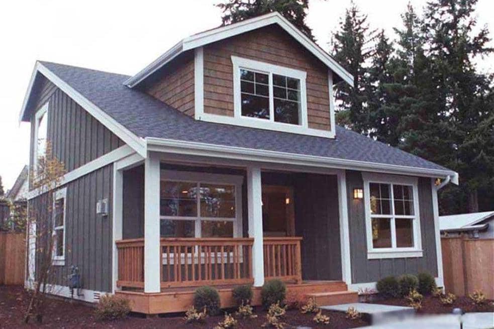 Color photograph of Bungalow home plan (ThePlanCollection: House Plan #115-1370)