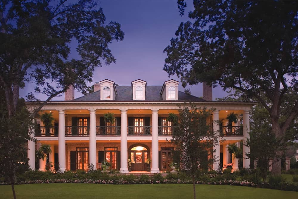 Color Photograph of Colonial home (ThePlanCollection: House Plan #120-2531)