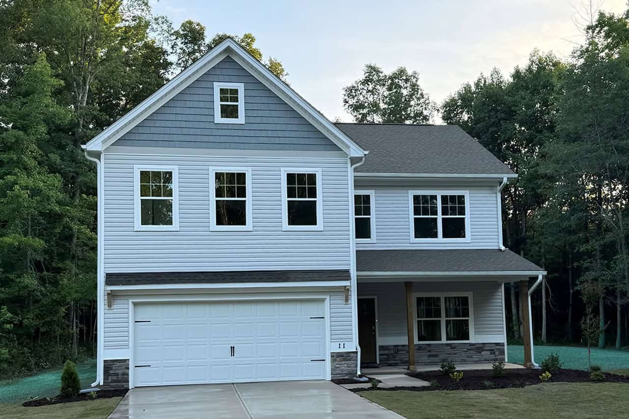 Traditional home (ThePlanCollection: Plan #120-2668)