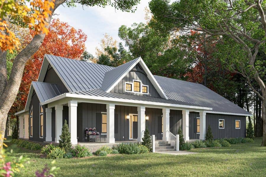 Front elevation of Craftsman home (ThePlanCollection: House Plan #123-1156)