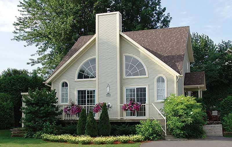 Front elevation of Contemporary home (ThePlanCollection: House Plan #126-1301)