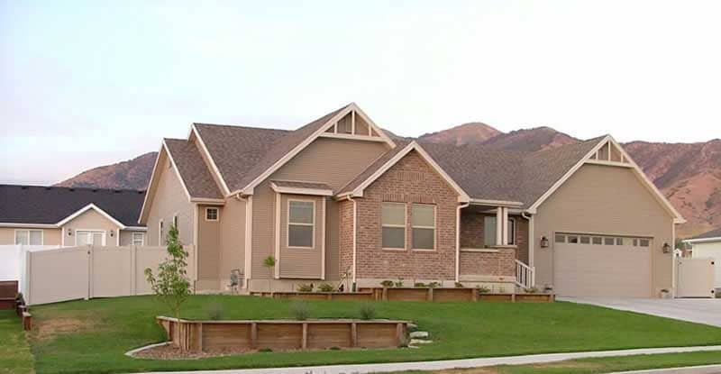 Country style home (ThePlanCollection: Plan #129-1046)