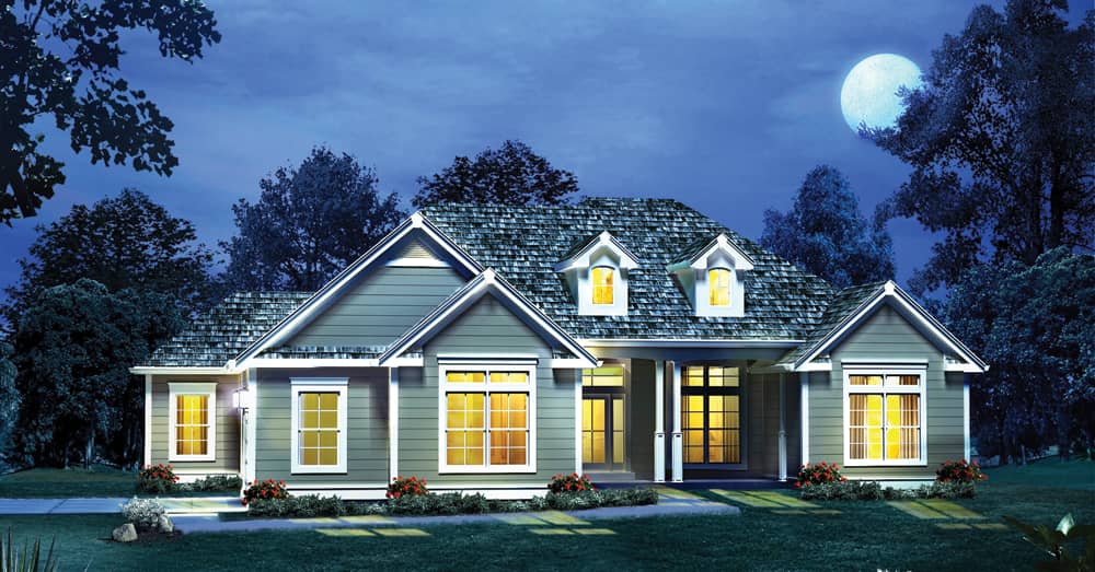 Front elevation of Country home (ThePlanCollection: House Plan #138-1290)