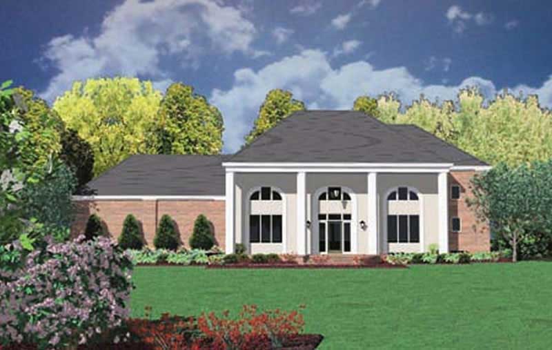 Colonial home (ThePlanCollection: Plan #139-1073)