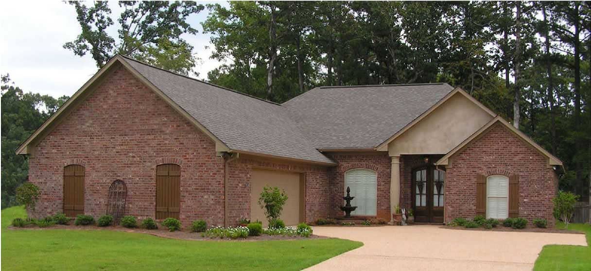 This is a color photo of these Traditional Houseplans.