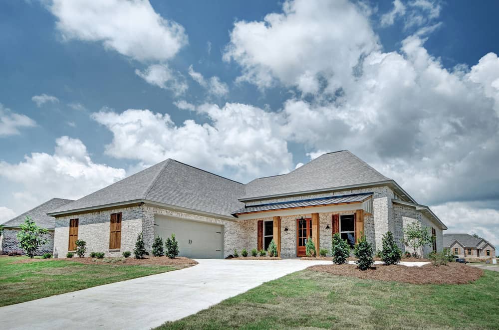 European style home (ThePlanCollection: Plan #140-1084)