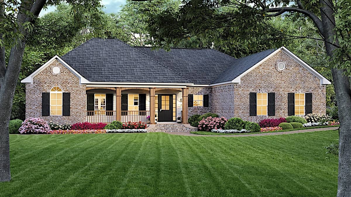 Traditional Style small home (ThePlanCollection: Plan #141-1163)