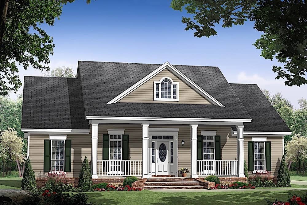 Front elevation of Ranch home (ThePlanCollection: House Plan #141-1312)