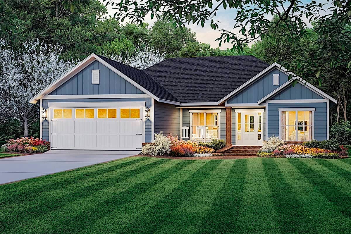 Ranch style house (ThePlanCollection: Plan #141-1323)