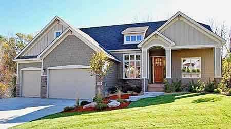 Front view of Country home (ThePlanCollection: House Plan #146-2784)