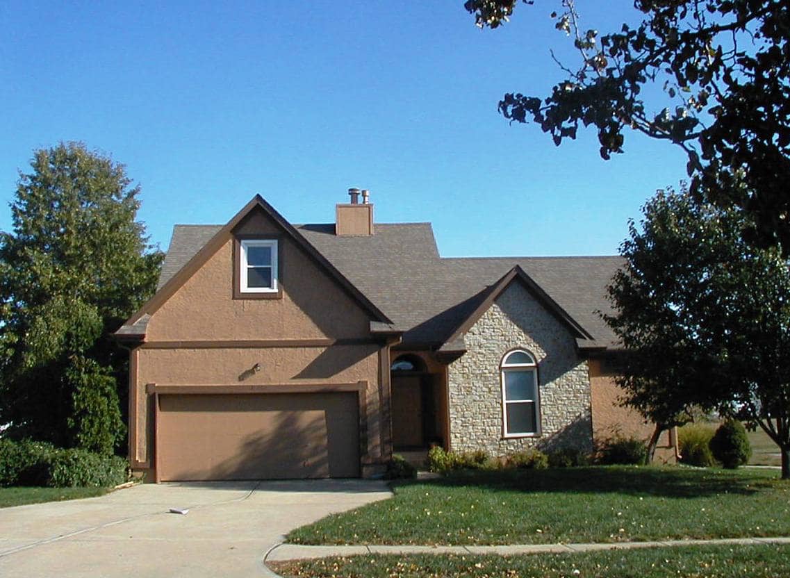 Color photo of House Plans #147-1011