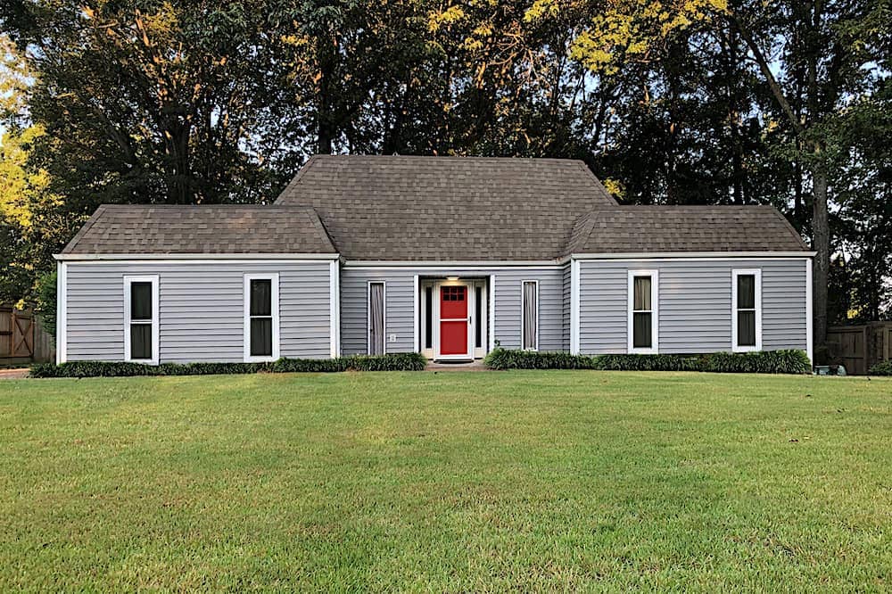 Ranch home (ThePlanCollection: Plan #147-1159)