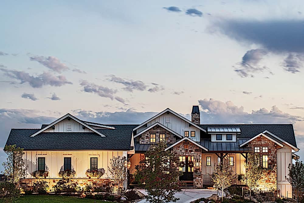 Ranch style home (ThePlanCollection: Plan #161-1099)