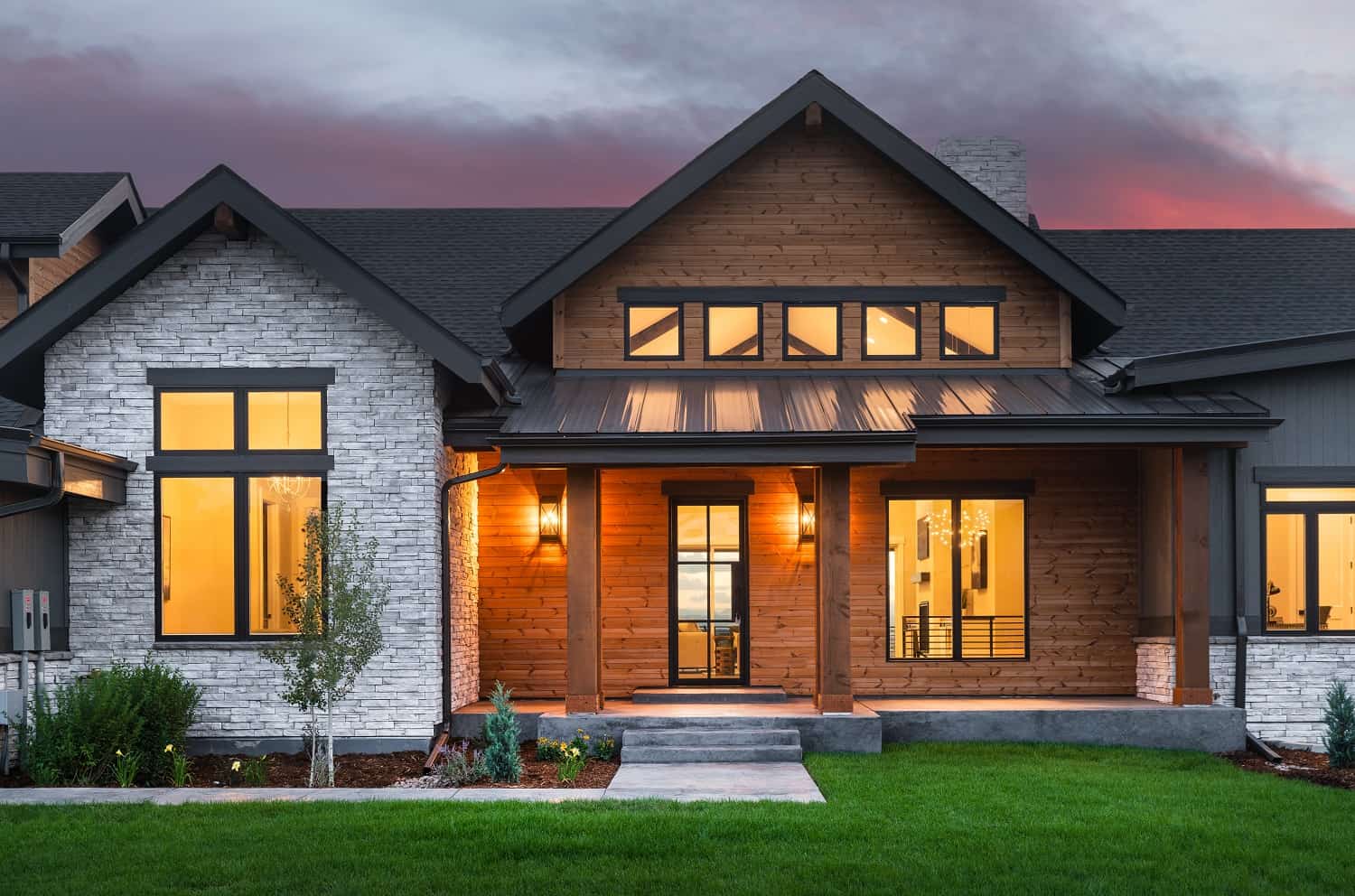 Front elevation of Luxury home (ThePlanCollection: House Plan #161-1180)