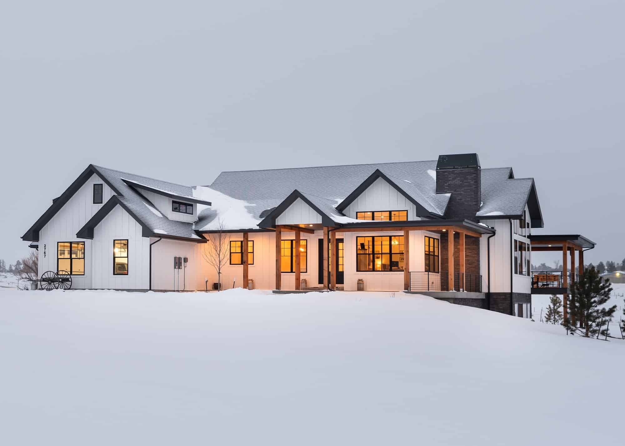 Front elevation of Craftsman home (ThePlanCollection: House Plan #161-1213)