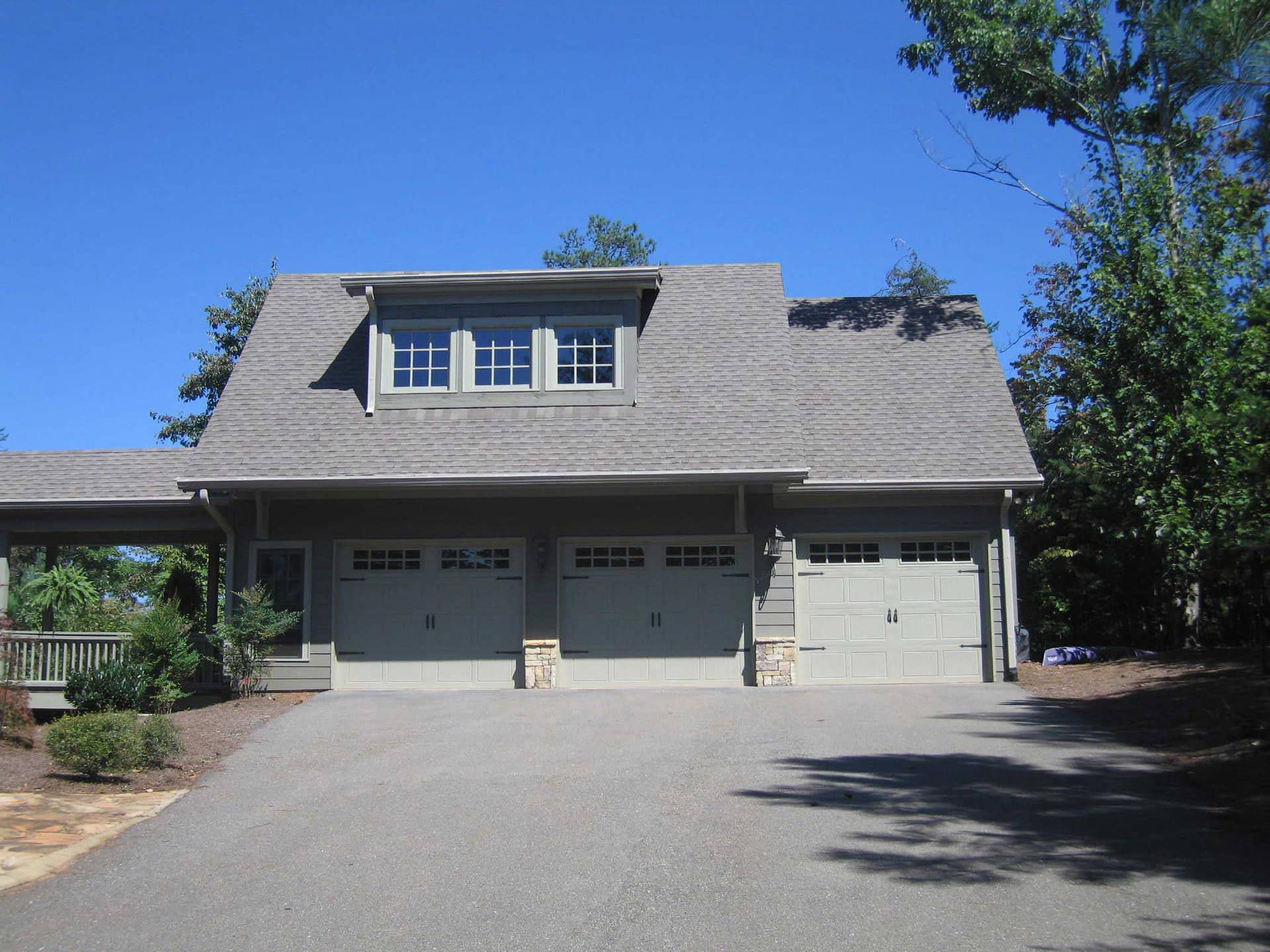 This is a color photo for these Garage Plans.