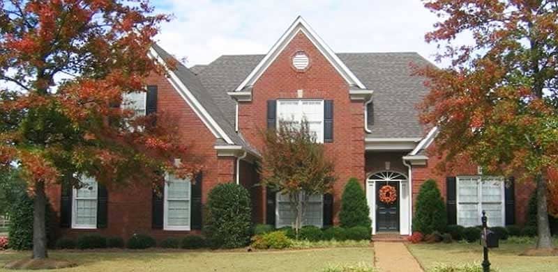 Front view of Southern home (ThePlanCollection: House Plan #170-1097)