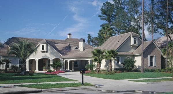 Front elevation of Mediterranean home (ThePlanCollection: House Plan #190-1004)