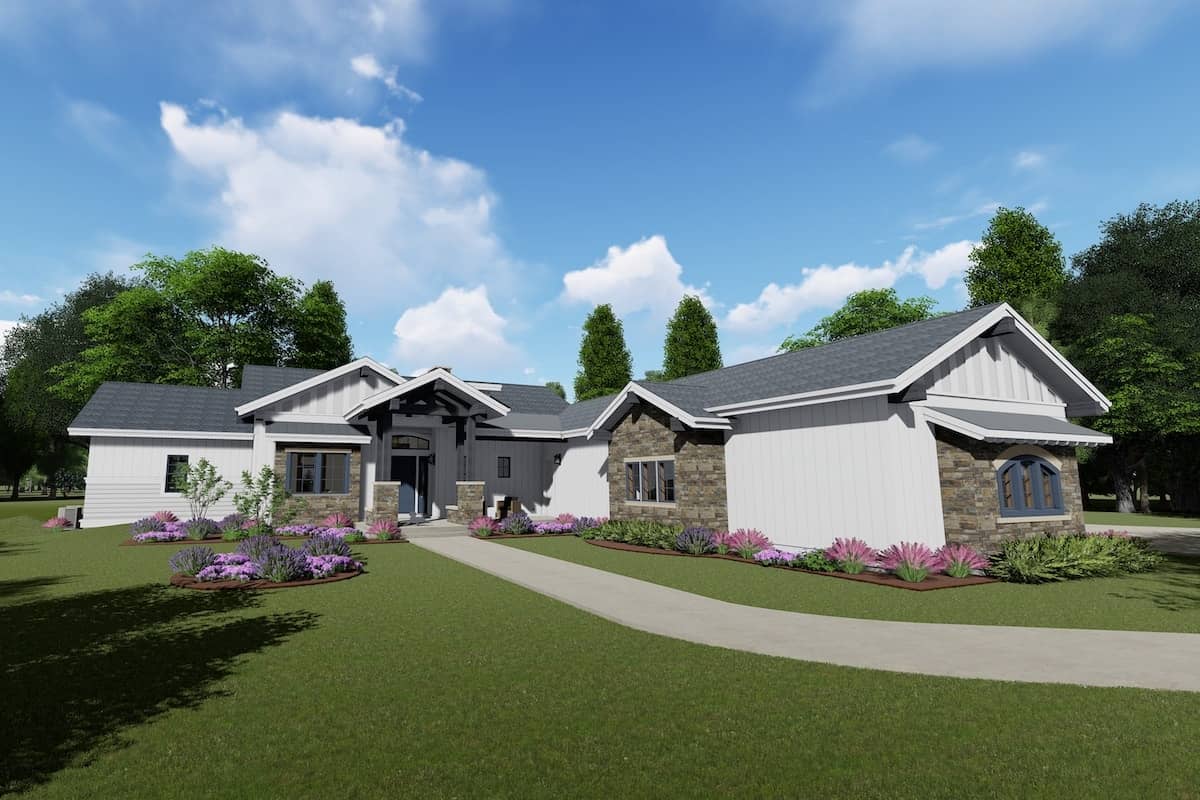 Front elevation of Ranch home (ThePlanCollection: House Plan #194-1027)