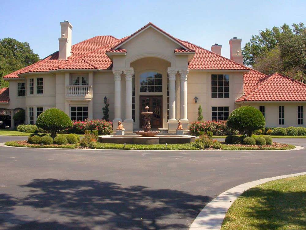 Front elevation of Mediterranean home (ThePlanCollection: House Plan #195-1029)