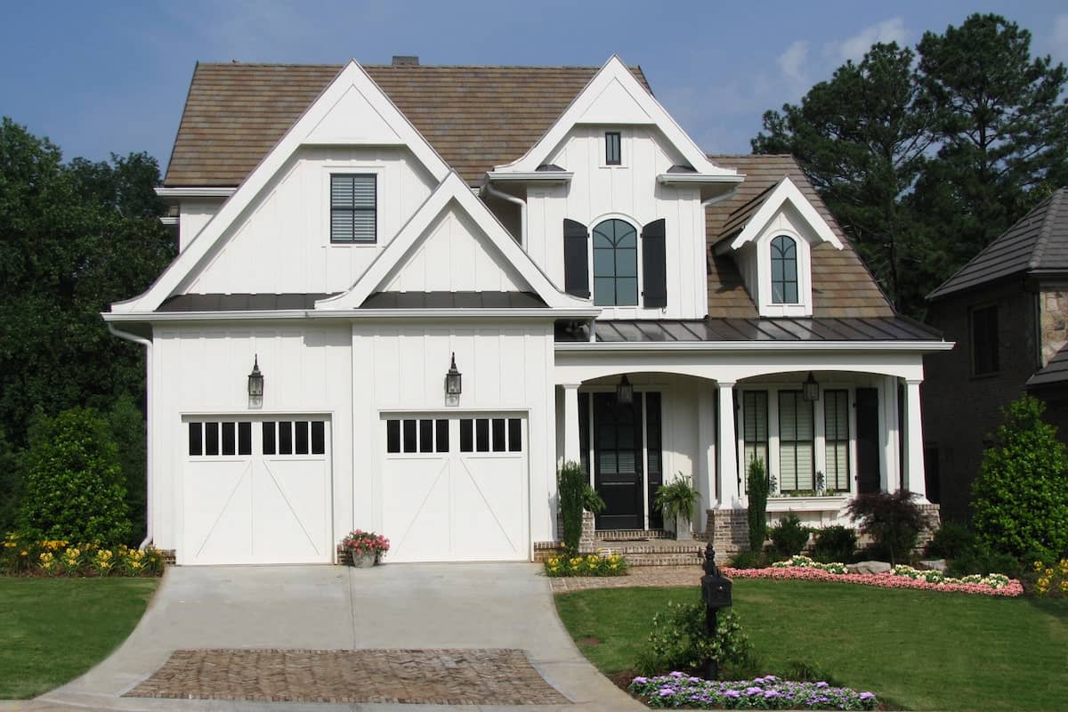 Transitional home (ThePlanCollection: Plan #198-1047)