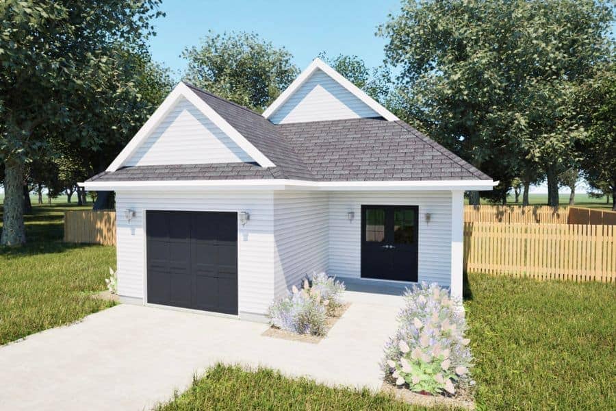 Front elevation of Ranch home (ThePlanCollection: House Plan #203-1066)