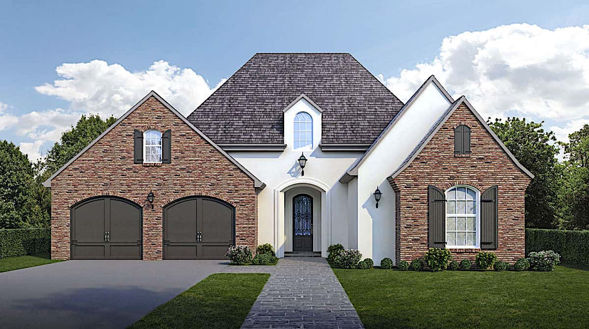 Traditional home (ThePlanCollection: Plan #204-1003)