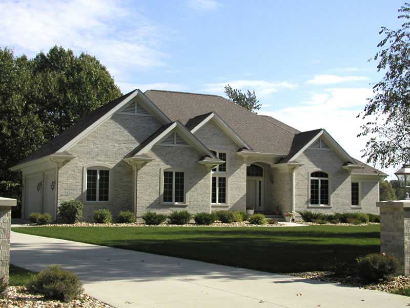 3-Bedroom, 3034 Sq Ft Craftsman House Plan - 101-1094 - Front Exterior