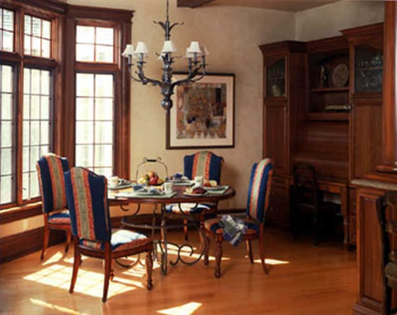 INTERIOR PHOTO