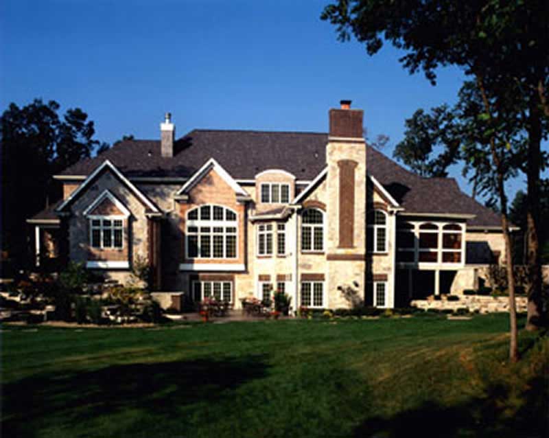 REAR ELEVATION
