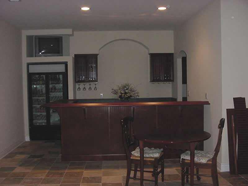 INTERIOR PHOTO