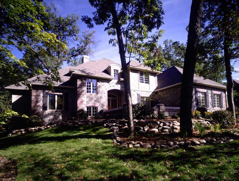 EXTERIOR PHOTO