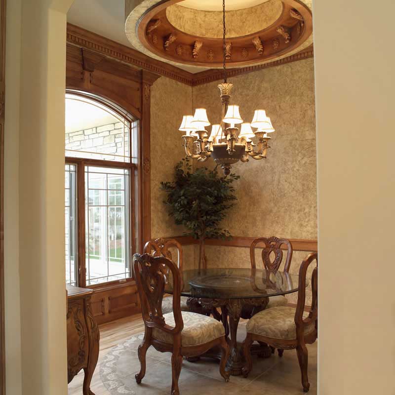 INTERIOR PHOTO