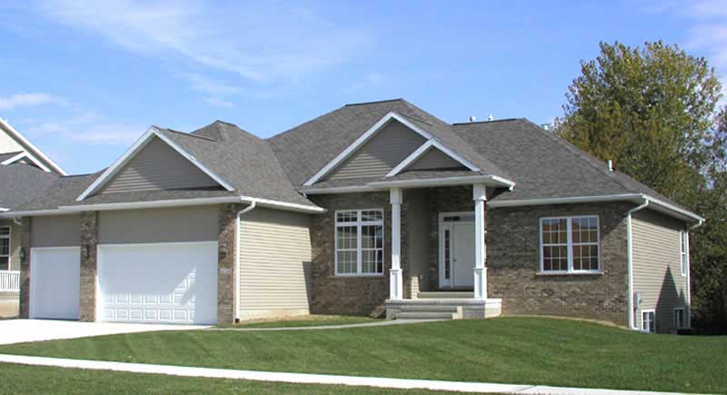 2-Bedroom, 1838 Sq Ft Ranch Home Plan - 101-1384 - Main Exterior