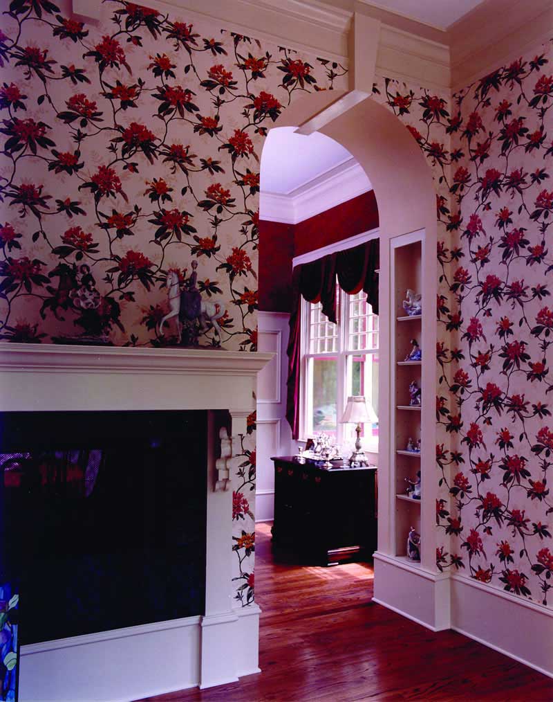 INTERIOR ARCHWAY
