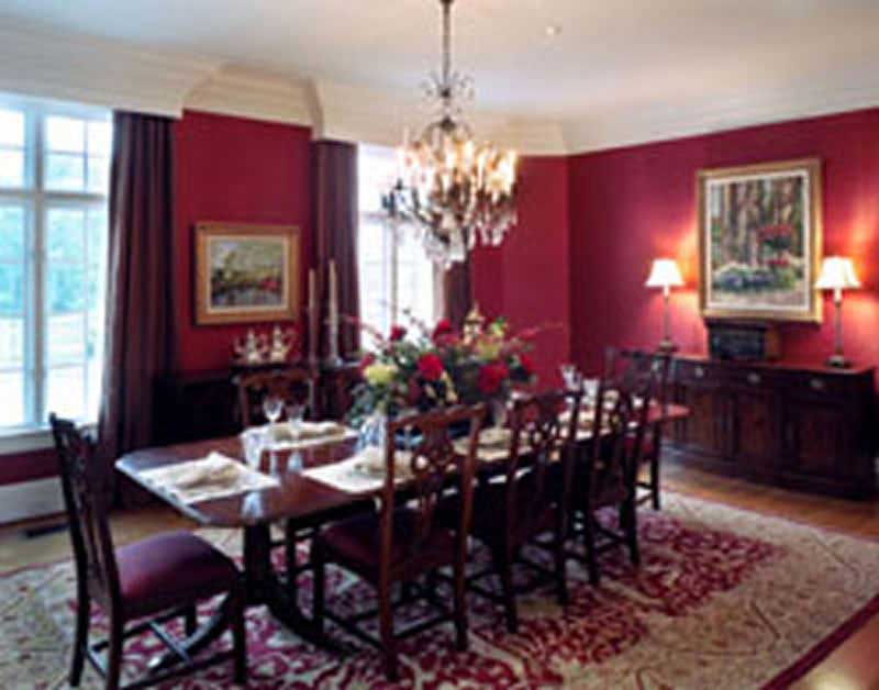 INTERIOR PHOTO