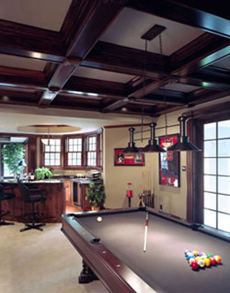INTERIOR PHOTO