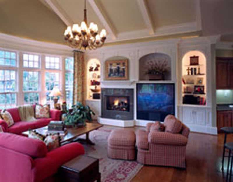 INTERIOR PHOTO