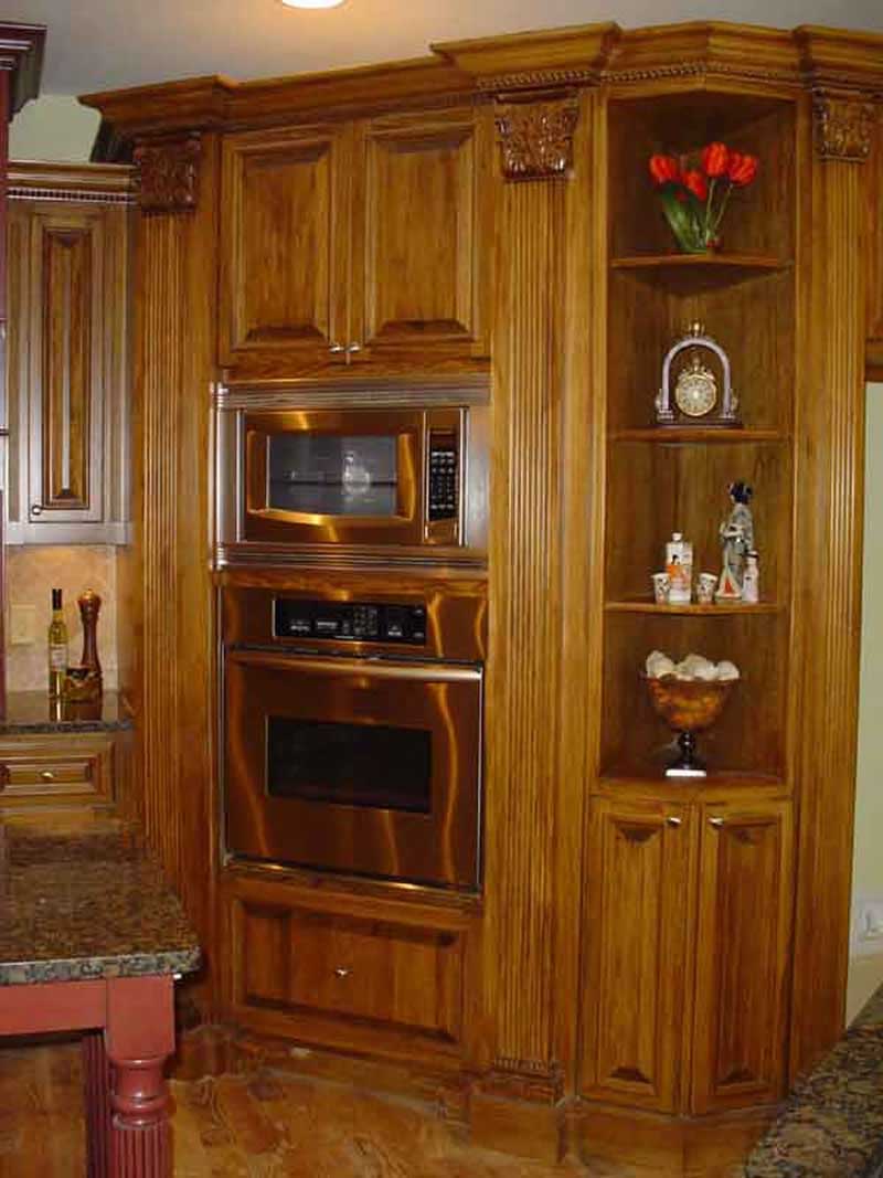 INTERIOR PHOTO
