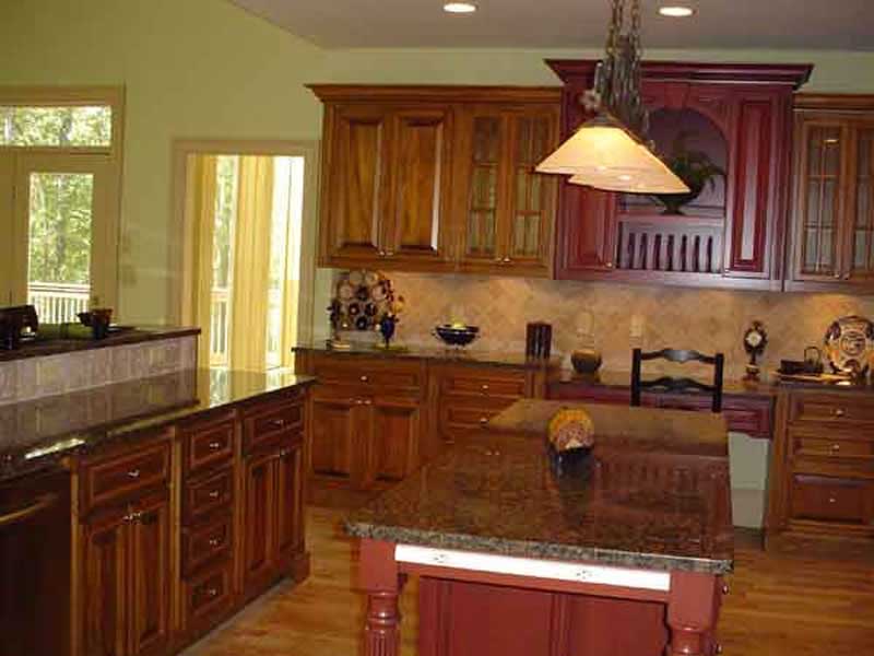INTERIOR PHOTO