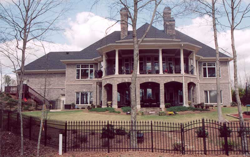 EXTERIOR PHOTO