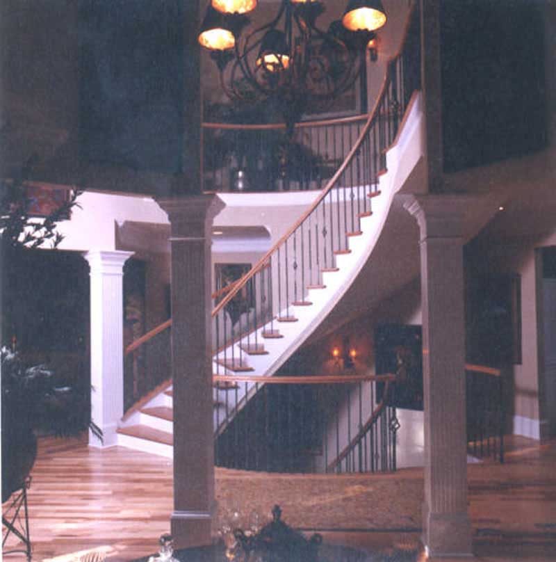 INTERIOR PHOTO