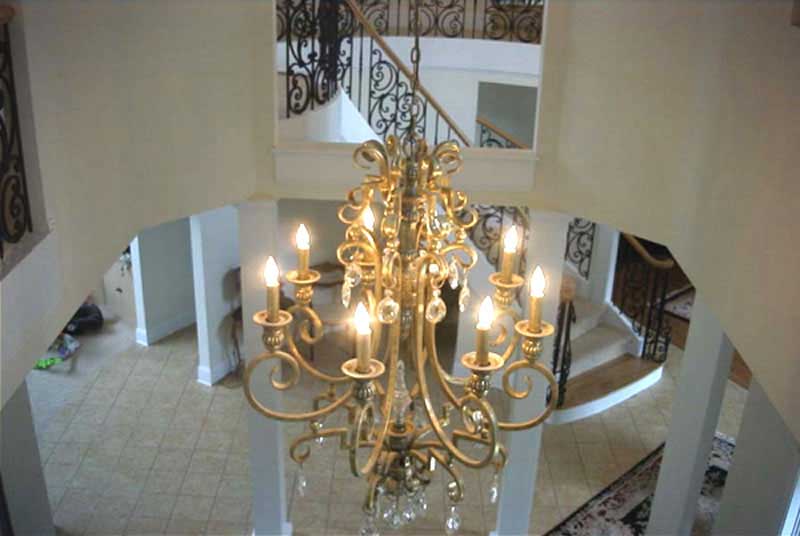 INTERIOR PHOTO