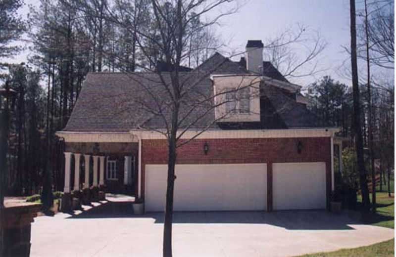EXTERIOR PHOTO